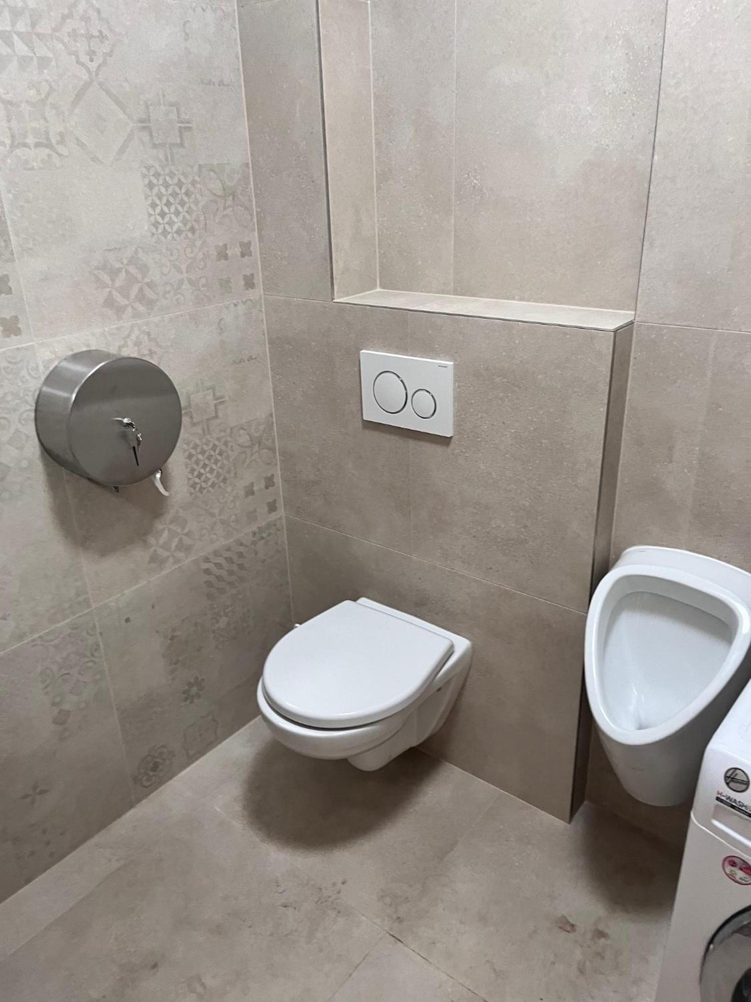 New City Centre Garden Apartment - Central Location Praga Esterno foto