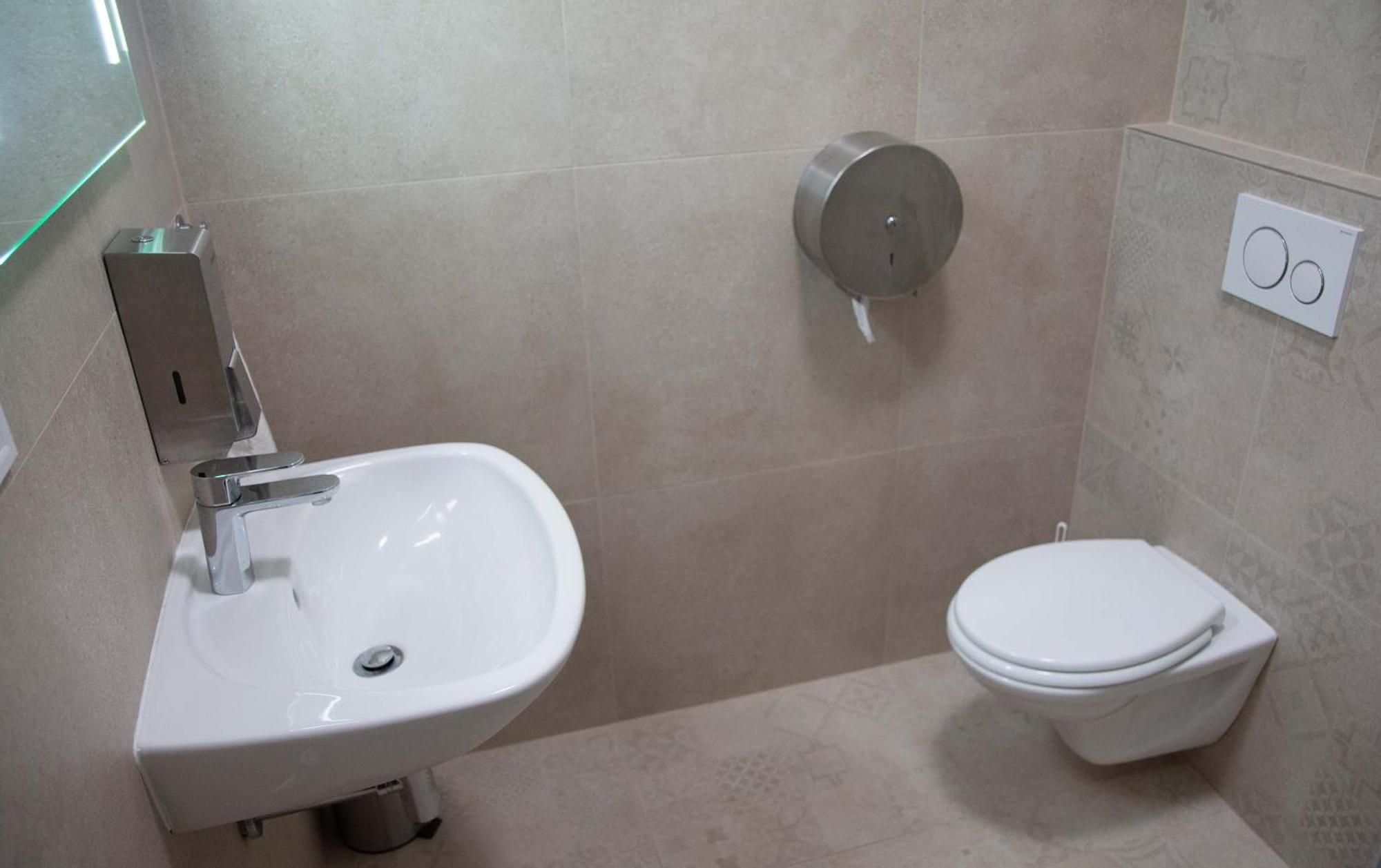 New City Centre Garden Apartment - Central Location Praga Esterno foto